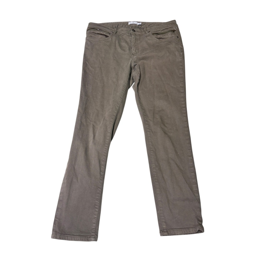 L.L Bean Signature Women's Beige Bootcut Zipper‎ Pocket Jeans Size 36X28